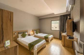 Treebo Golden Pearl Koramangala Hotel บังกาลอร์ ภายนอก รูปภาพ